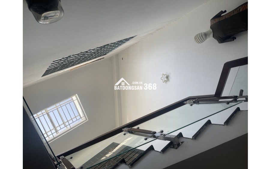 Nhà Hoàng Hoa Thám - K300 -Tân Bình - 7.5x15x5 Tầng - Chỉ nhỉn 8 tỷ - Hẻm 6M